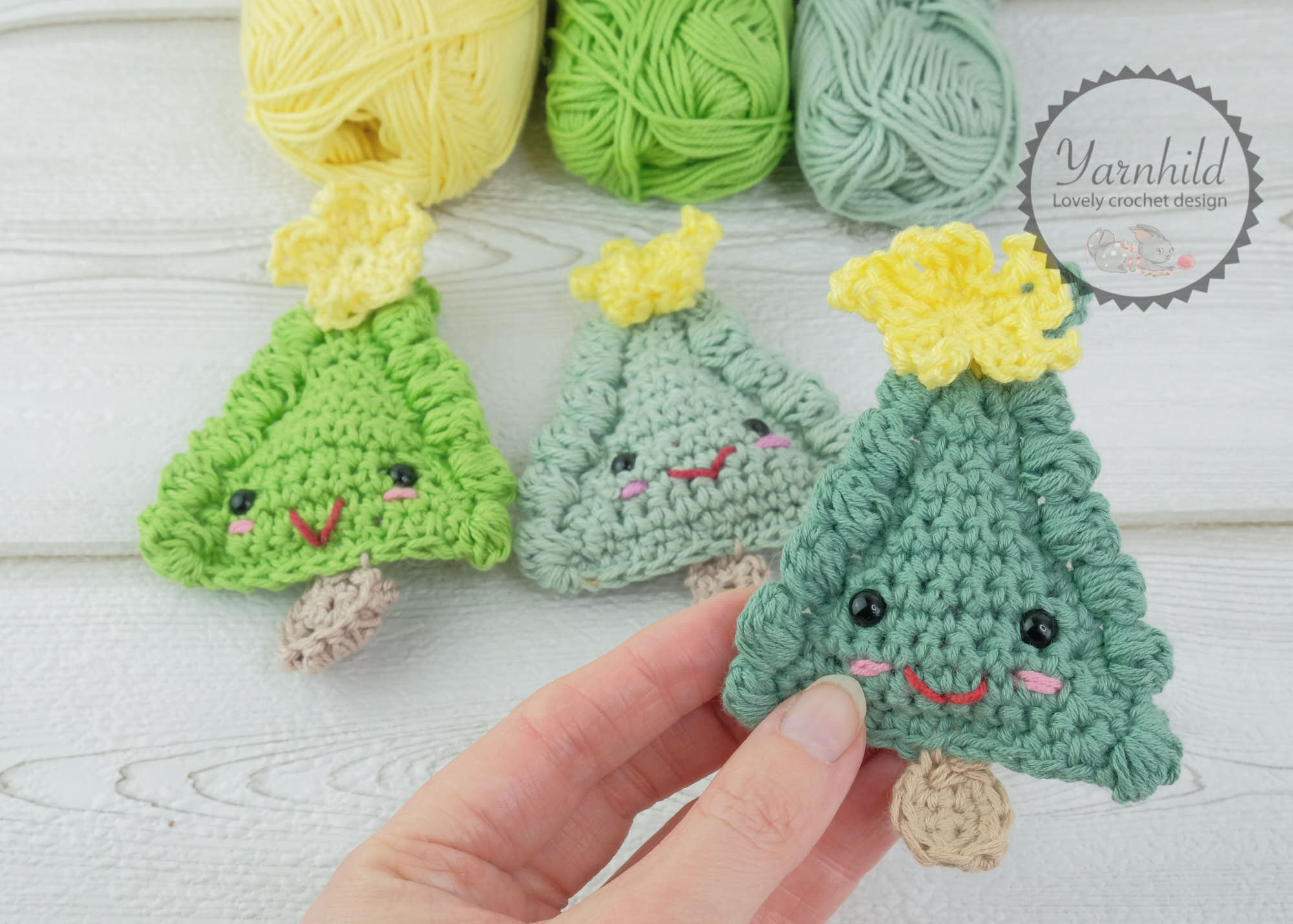 Crochet Christmas tree ornament 