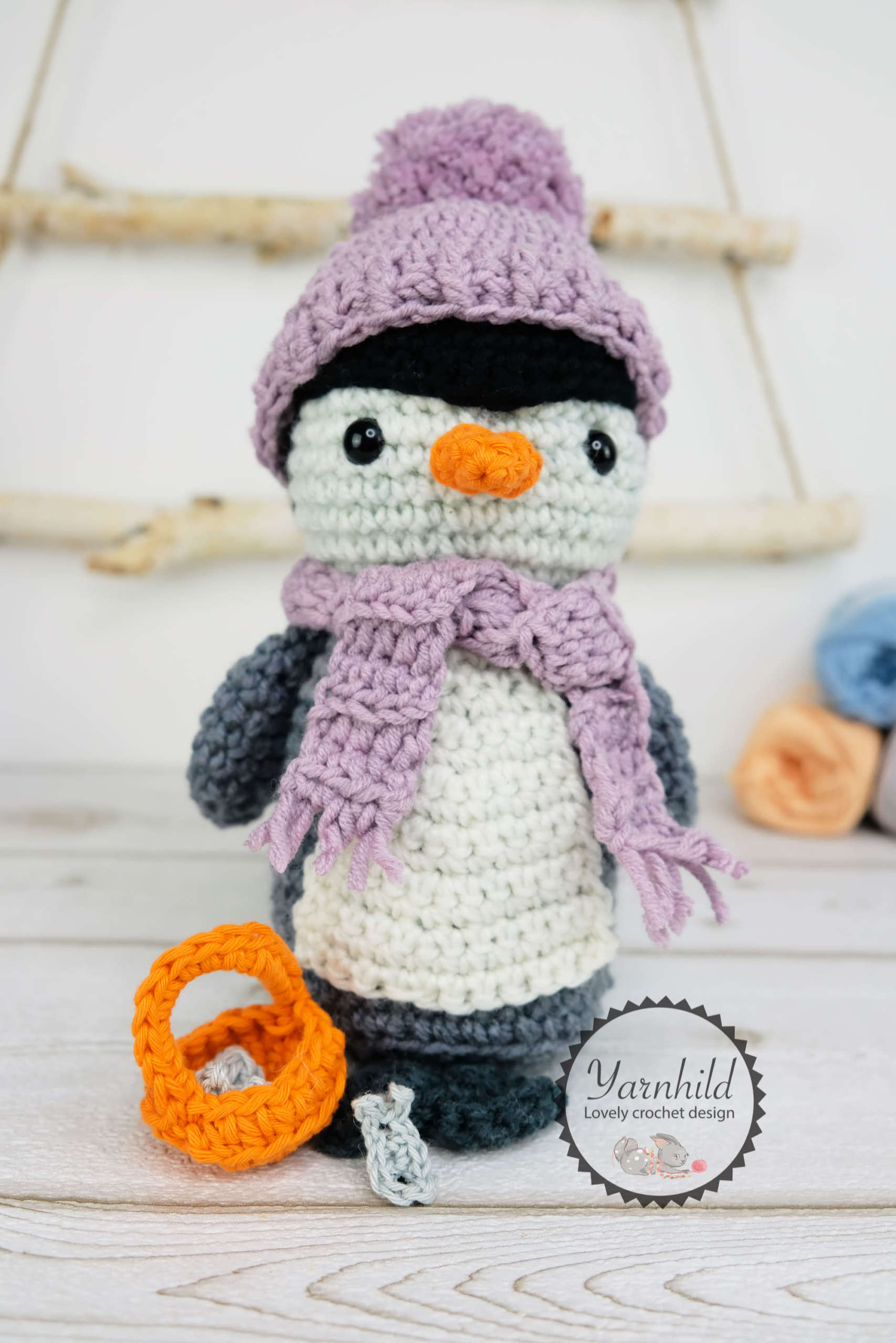 crochet amigurumi penguin 