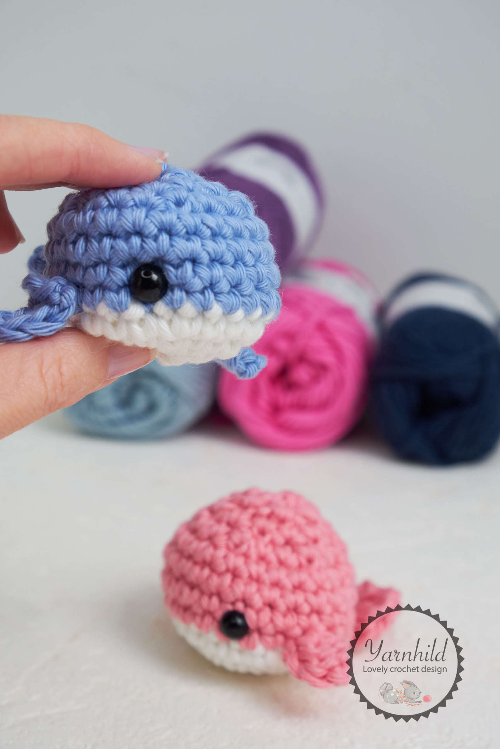 How to crochet an amigurumi whale   A free crochet pattern