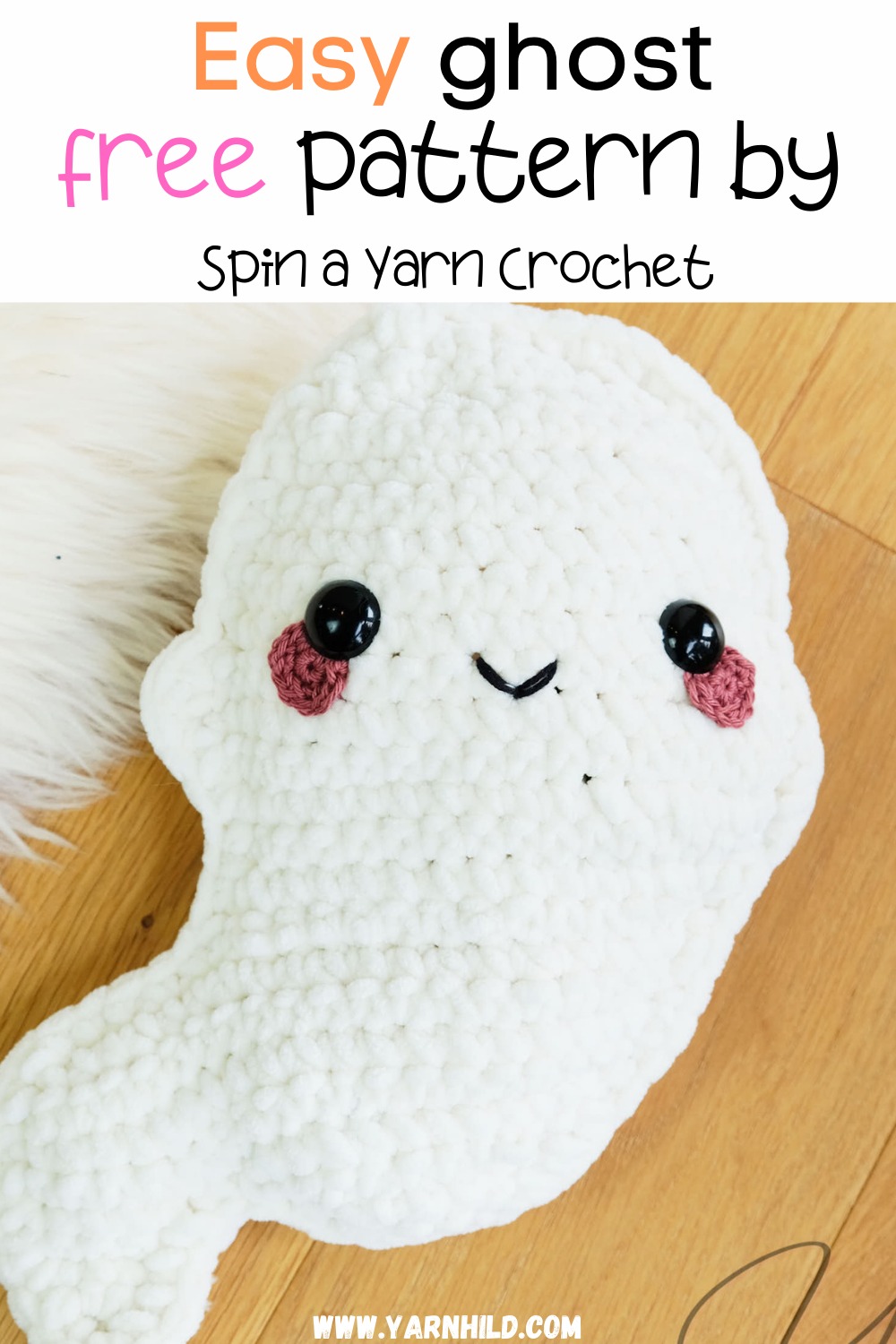 crochet Halloween ghost