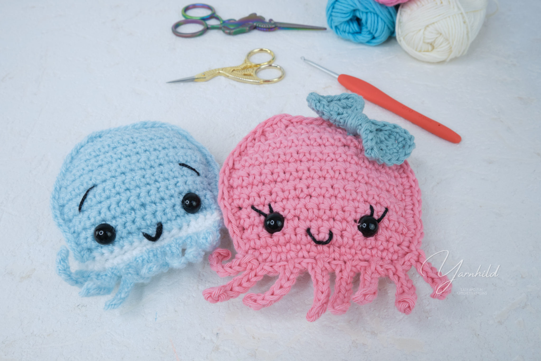 How to crochet an octopus - Beginner friendly amigurumi pattern.