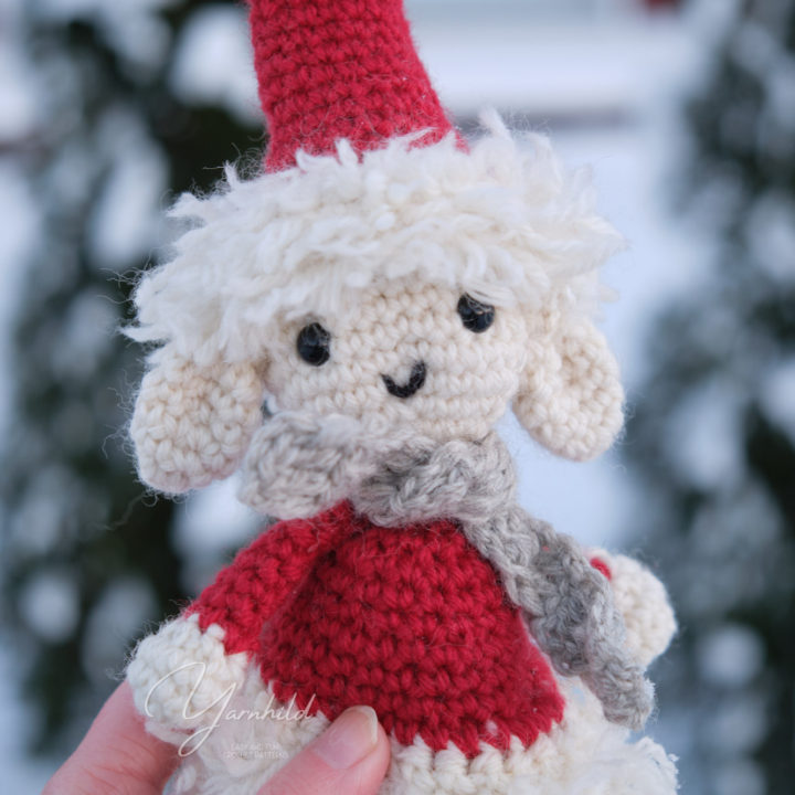 Free crochet Christmas lamb pattern