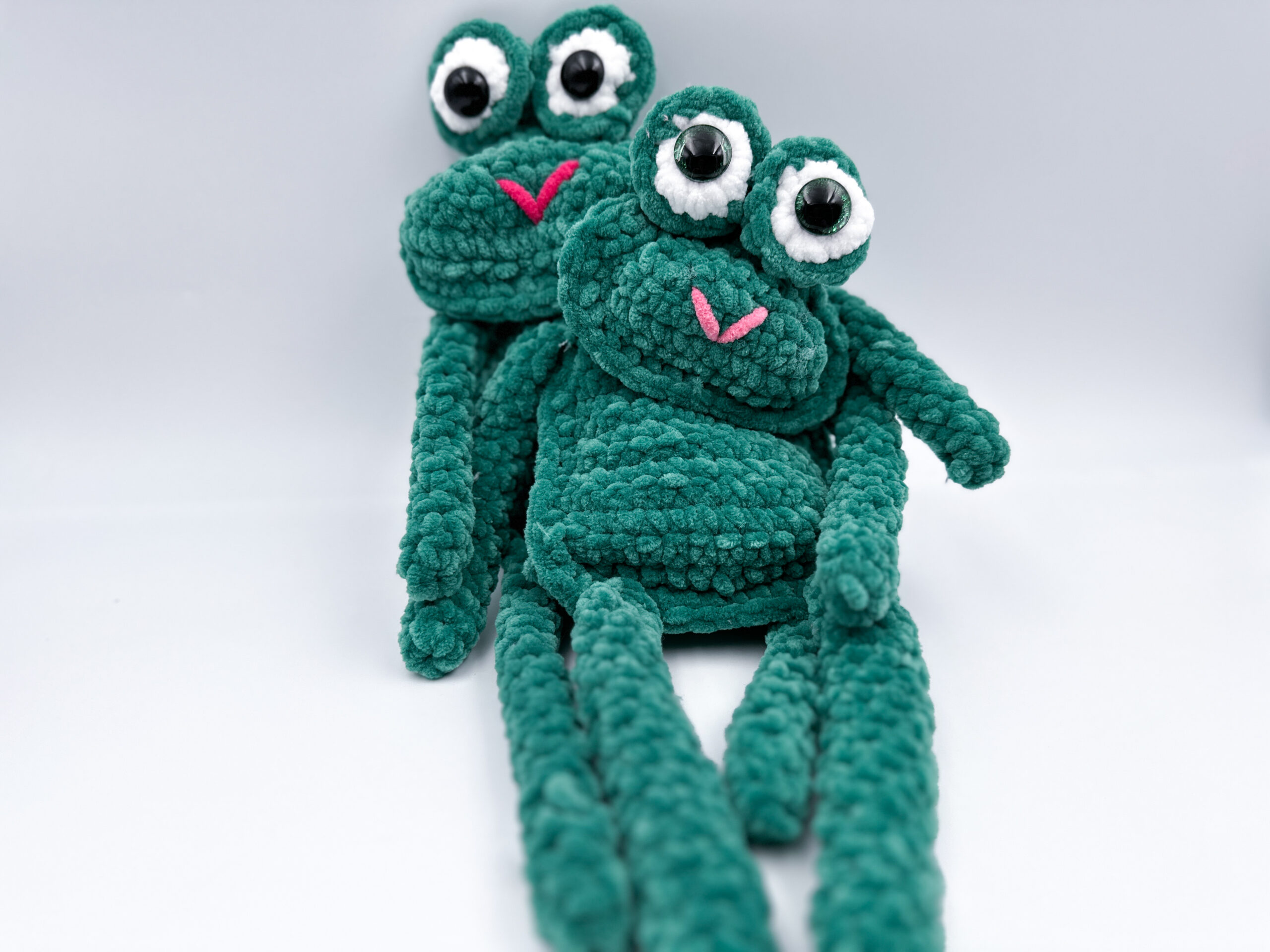 crochet frog